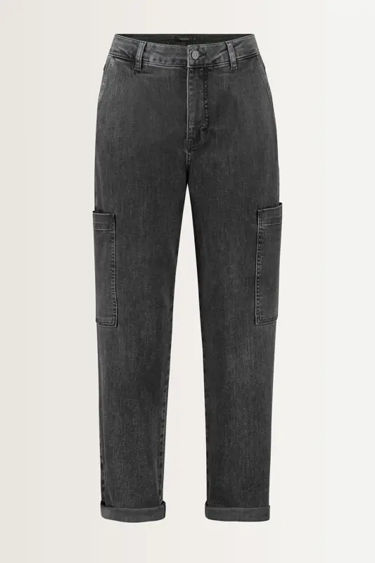 Mid rise cargo jeans