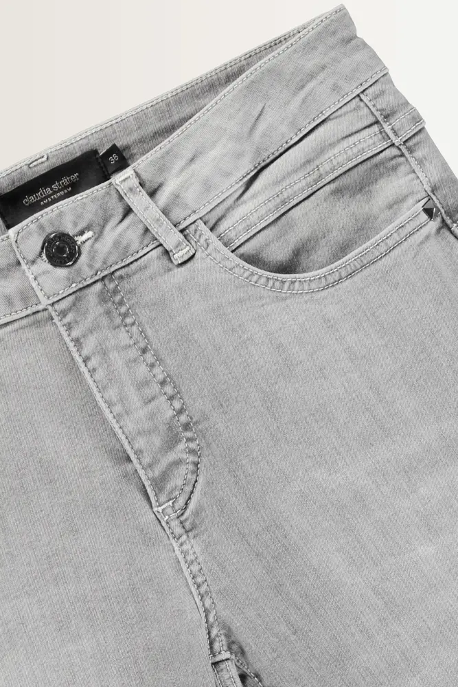 Low rise skinny jeans