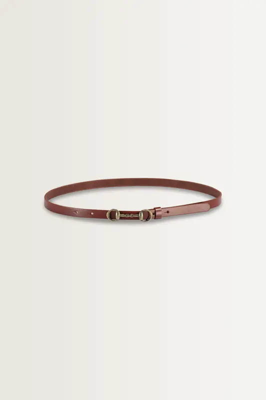 Smalle riem met goudkleurige bit-gesp