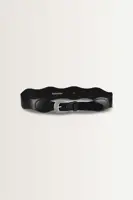 Leren riem met golvend patroon