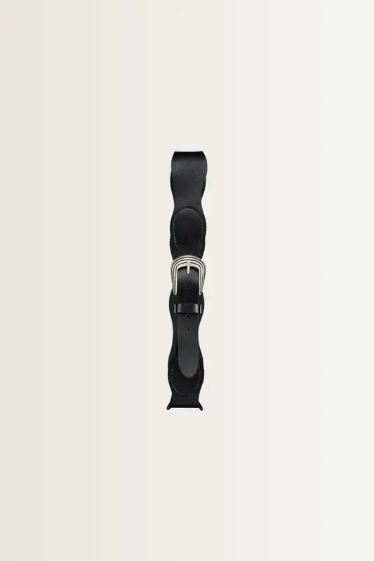 Leren riem met golvend patroon