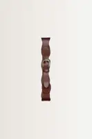 Leren riem met golvend patroon