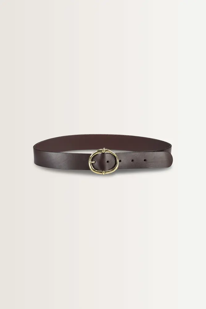 Leren riem met ovale gesp