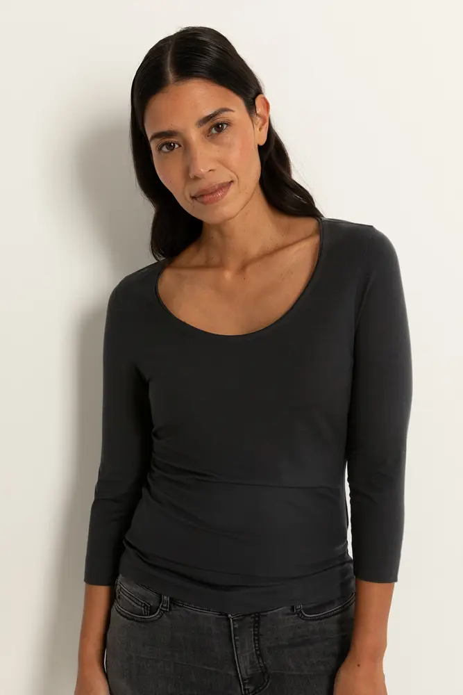 Basic top driekwartmouwen