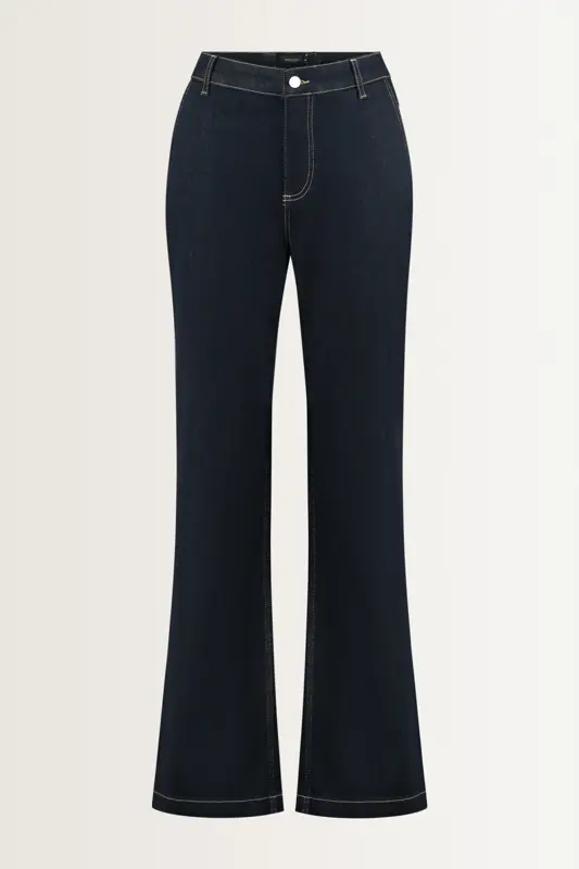 Denim chino met decoratief gespje
