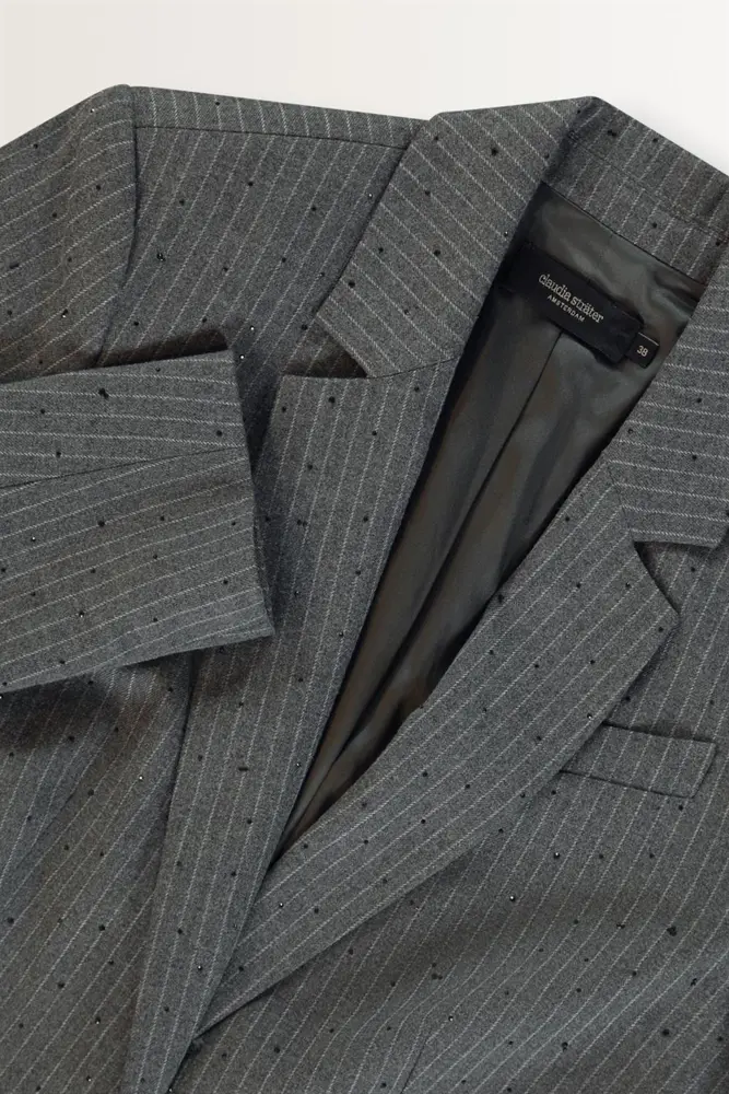 Krijtstreepblazer met steentjes