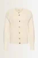 Gebreid vest met parelmoerknopen