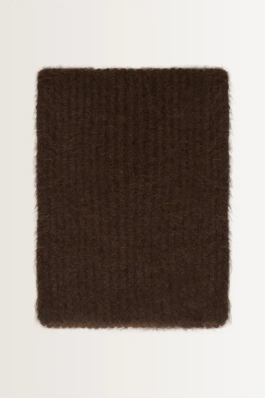 Grofgebreide shawl van wolmix