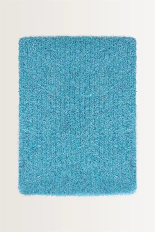 Grofgebreide shawl van wolmix