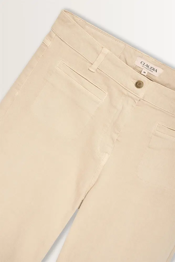 Jeans opgestikte zakken