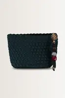 Gevlochten pouch met charm