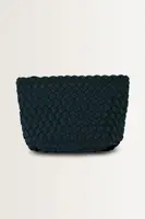 Gevlochten pouch met charm