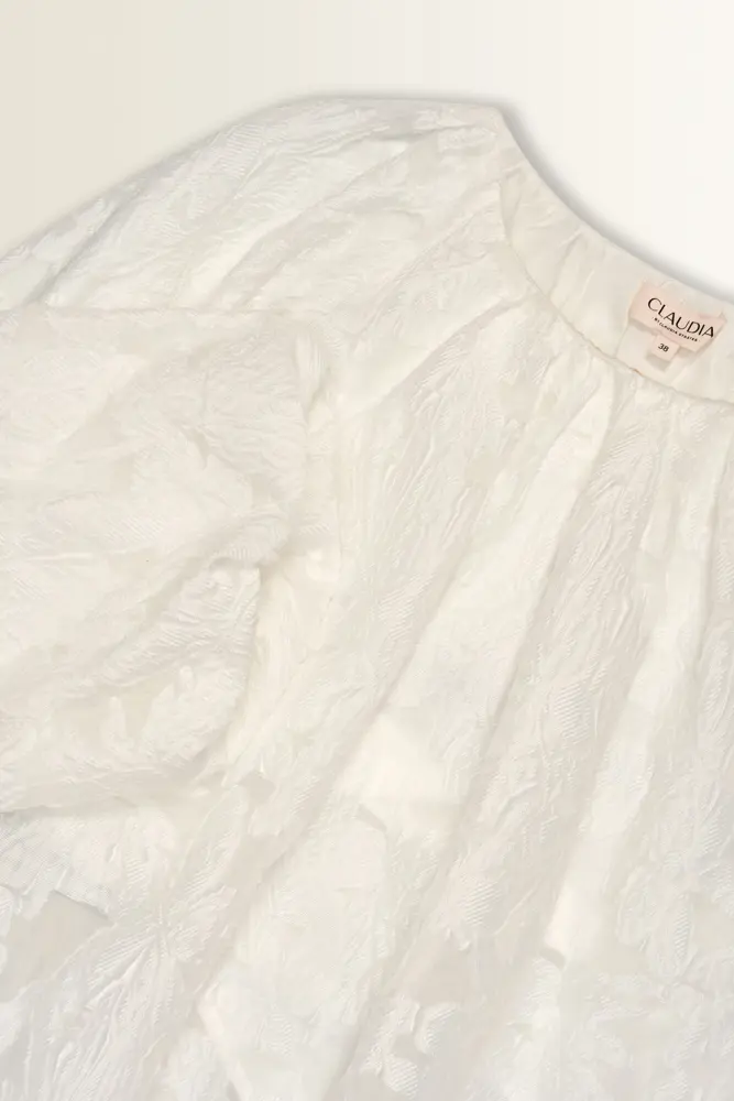 Blouse met bloemreliëf