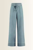 Wide leg broek strikceintuur