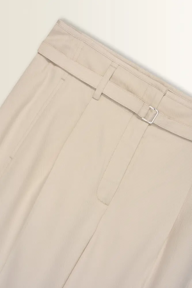 Wijde pantalon met ceintuur