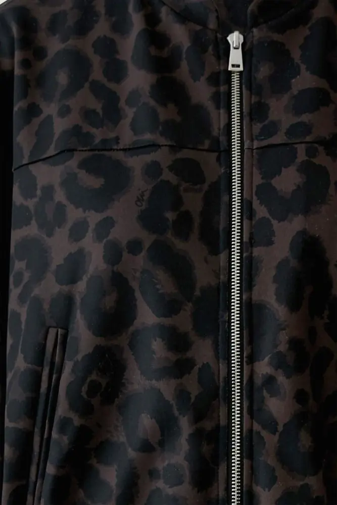 Leopard bomberjack van zachte stretchkwaliteit OUI