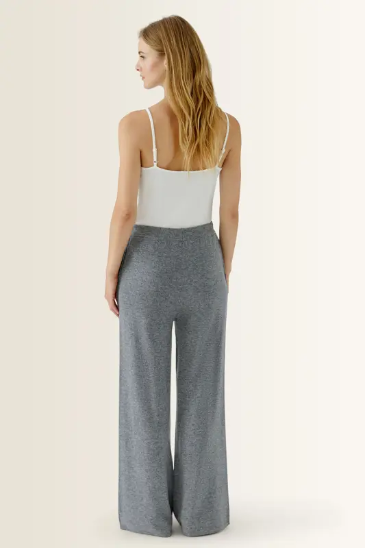 Wolblend broek met subtiele glans OUI