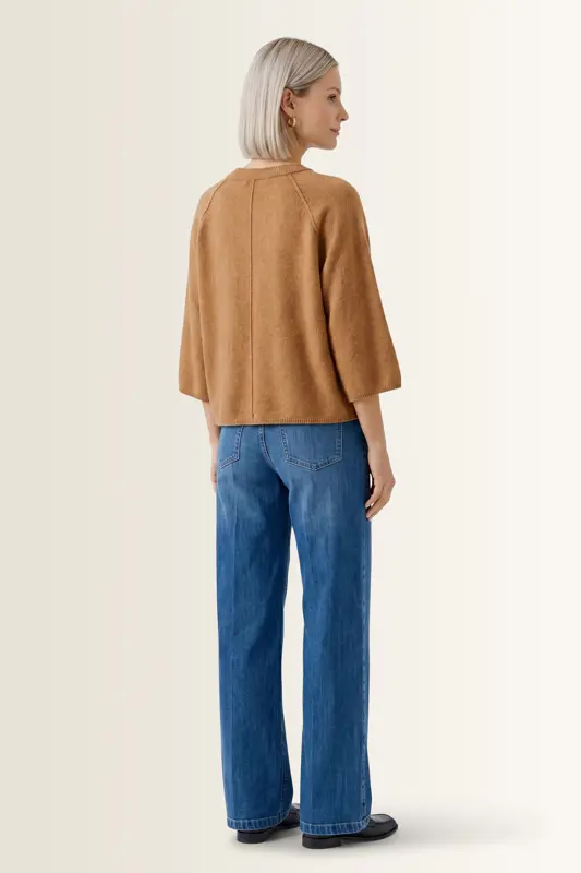 Gebreide pullover met decoratieve naden OUI