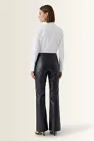 Broek in gladde lederlook OUI