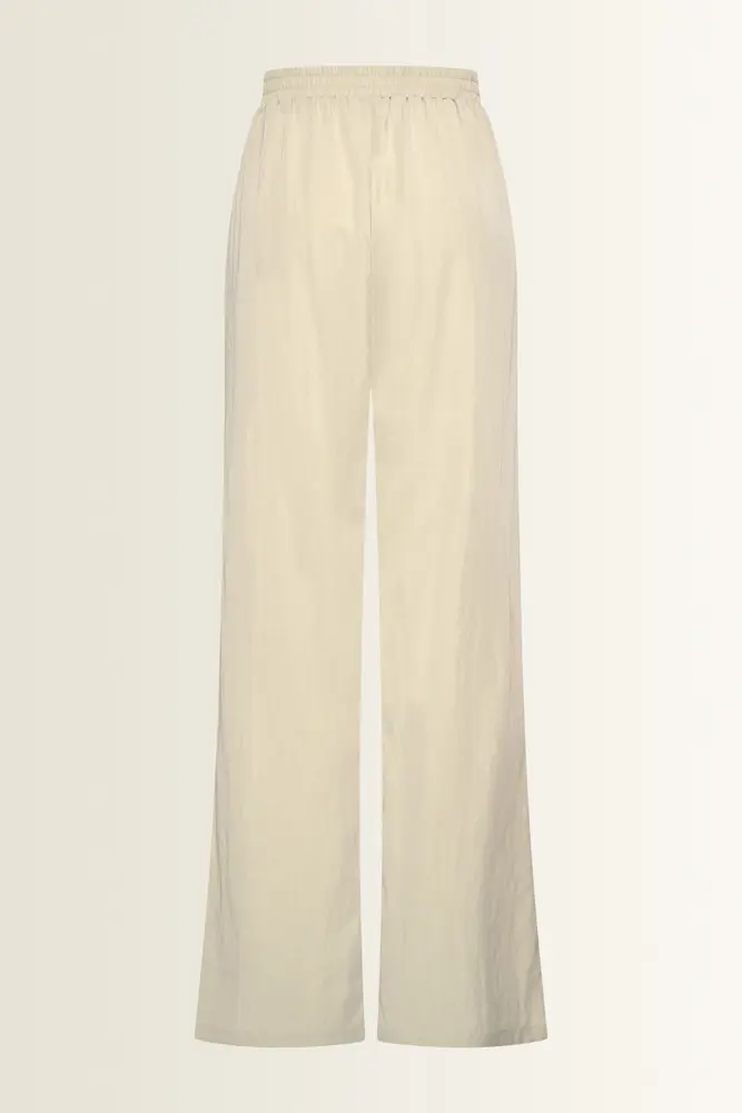 Wijde broek met natuurlijke glans