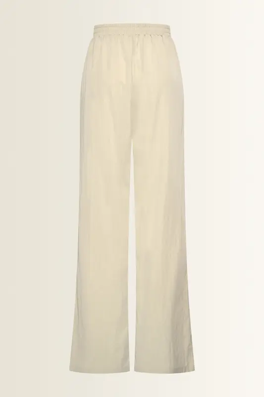Wijde broek met natuurlijke glans