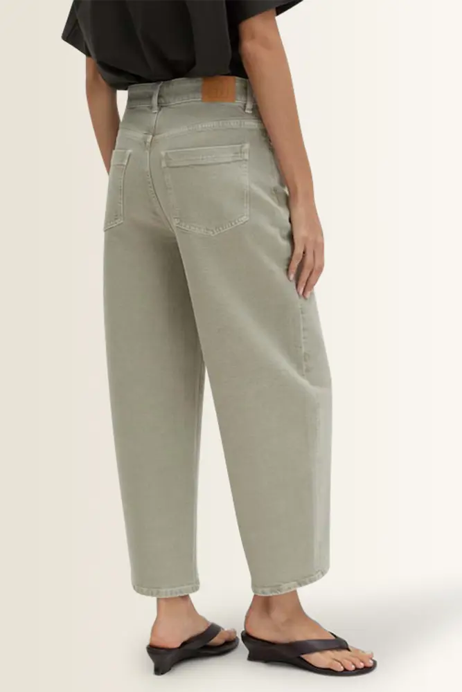 Jeans met gebogen pijpen Corah curved Someday