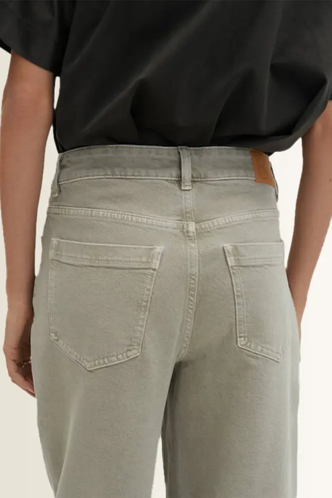 Jeans met gebogen pijpen Corah curved Someday