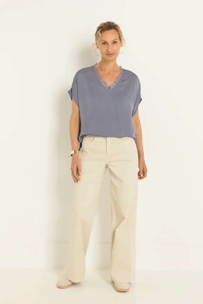 Rechte jeans met subtiel paneeleffect
