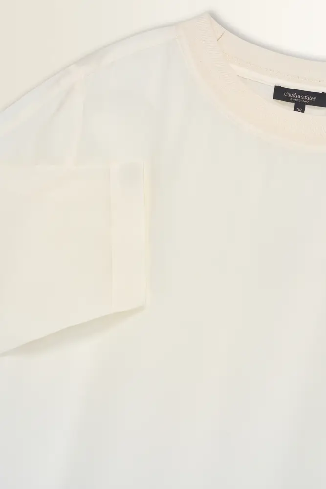 Satijnachtige blouse met driekwartmouwen