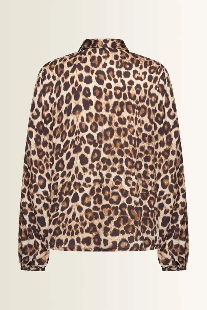 Luipaardprint blouse met puntige overhemdkraag