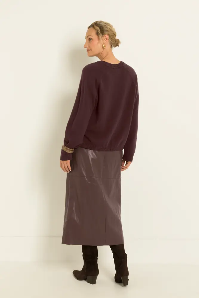 Trui met cashmere en afgeronde zoom