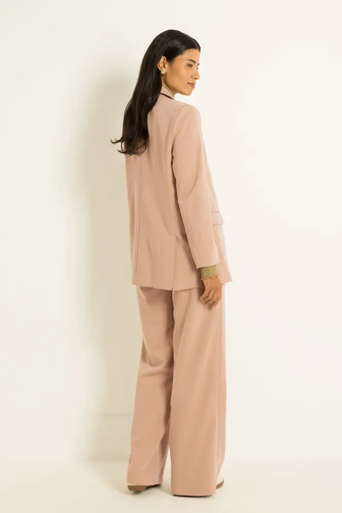 Oversized boyfriend blazer