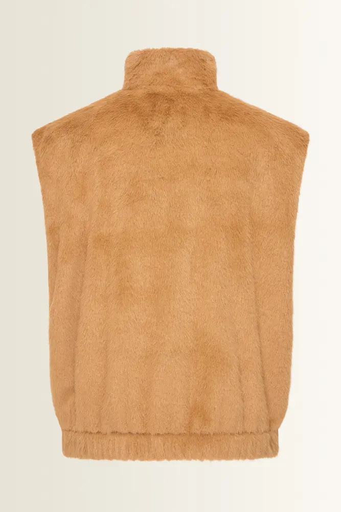 Faux-fur gilet met opstaande kraag
